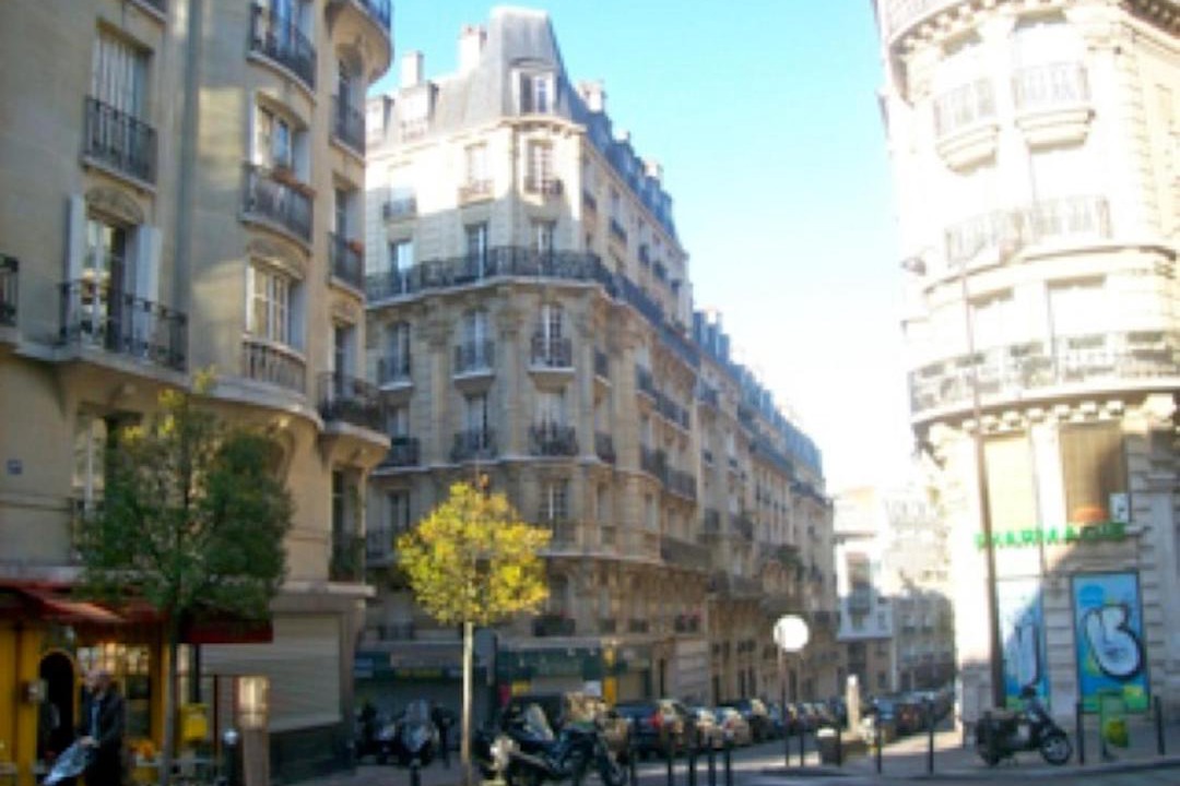 Photo of Buildings in Quartier des Grandes-Carrieres