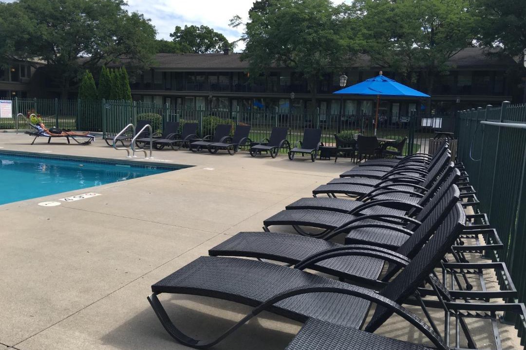 Photo of Others in Fontana-on-Geneva Lake