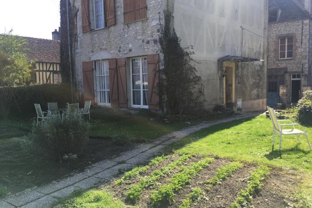 Photo of Others in Provins