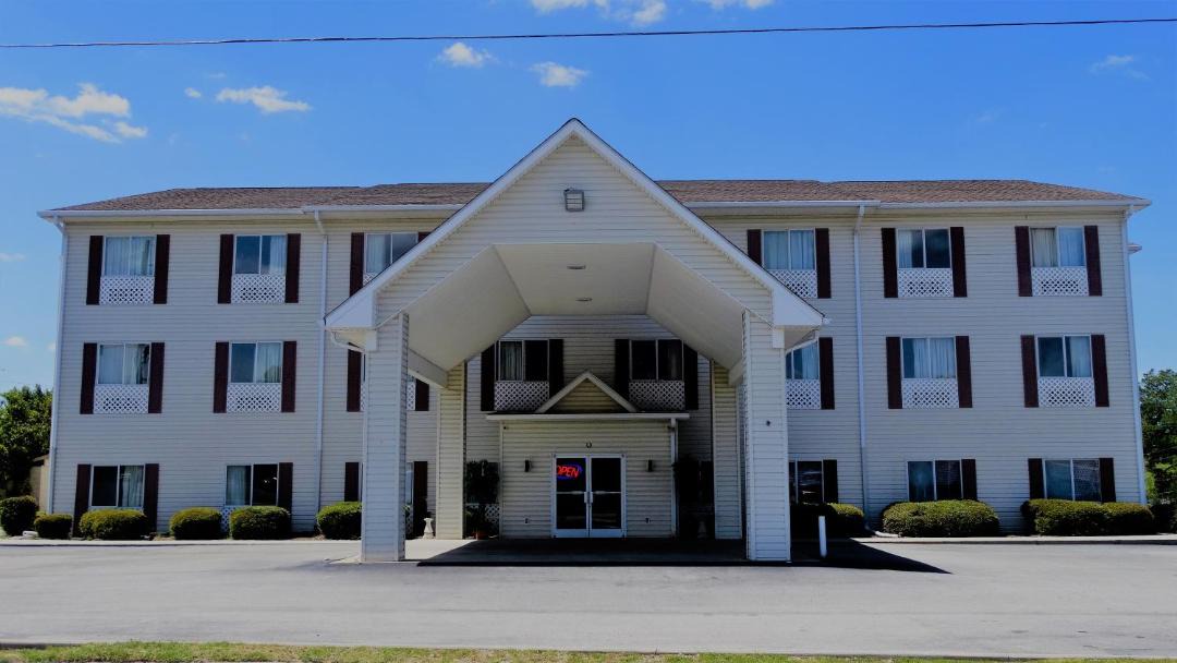 Photo of Buildings in Claxton