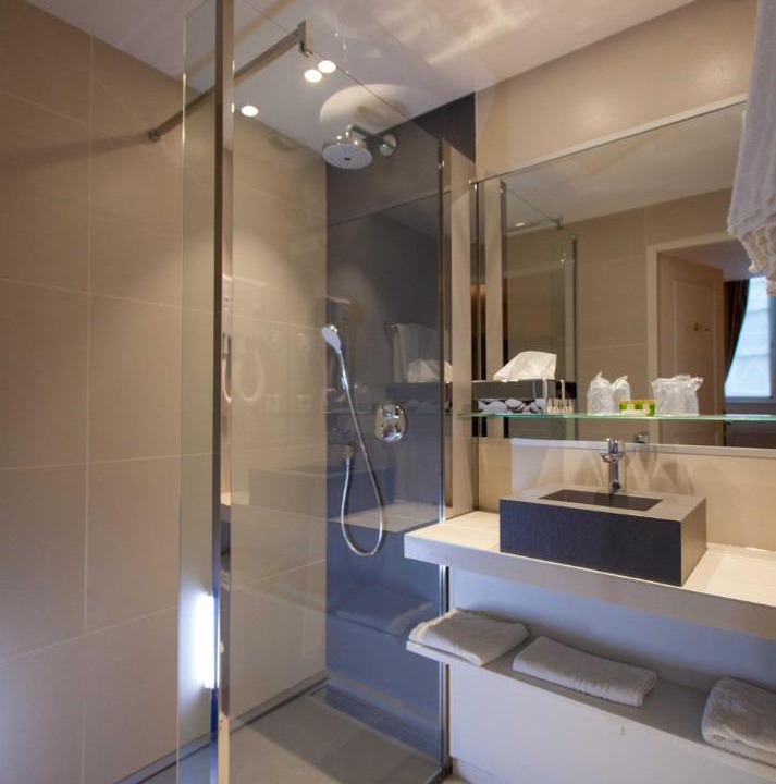 Photo of Bathroom in Langres