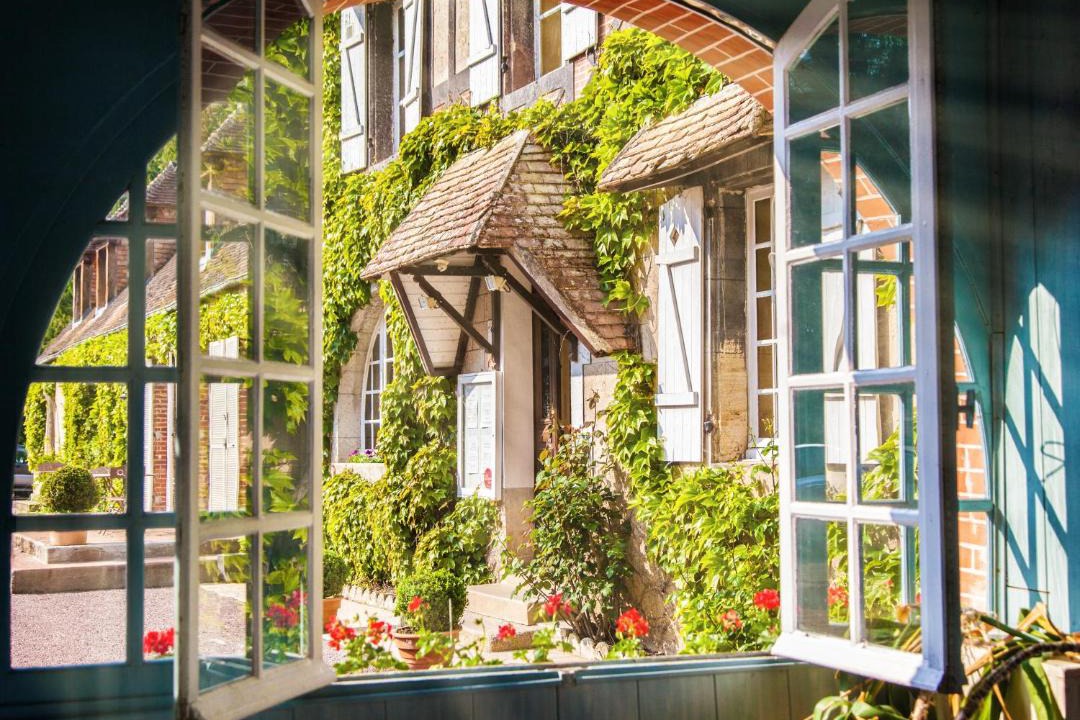 Photo of Others in Mace