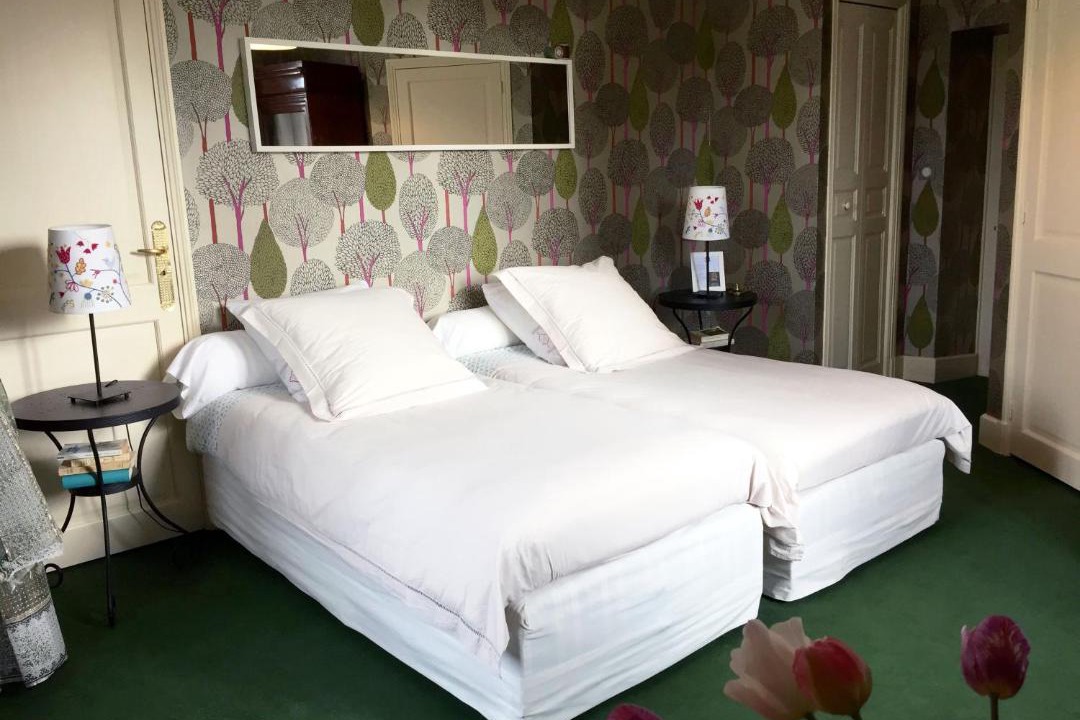 Photo of Others in Berry-Bouy