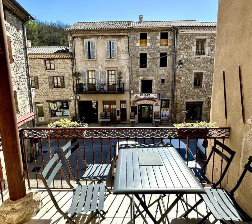 Photo of Patio Balcony in Saint-Pierre-de-Colombier