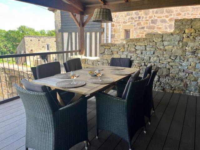 Photo of Patio Balcony in Fons