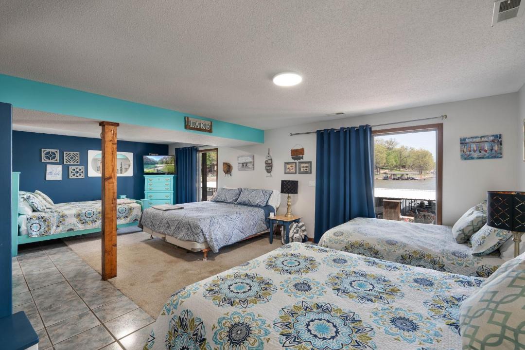 Photo of Bedroom in Stover