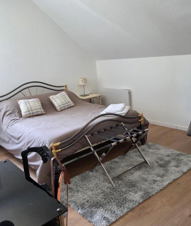 Photo of Bedroom in Brains-sur-Gee