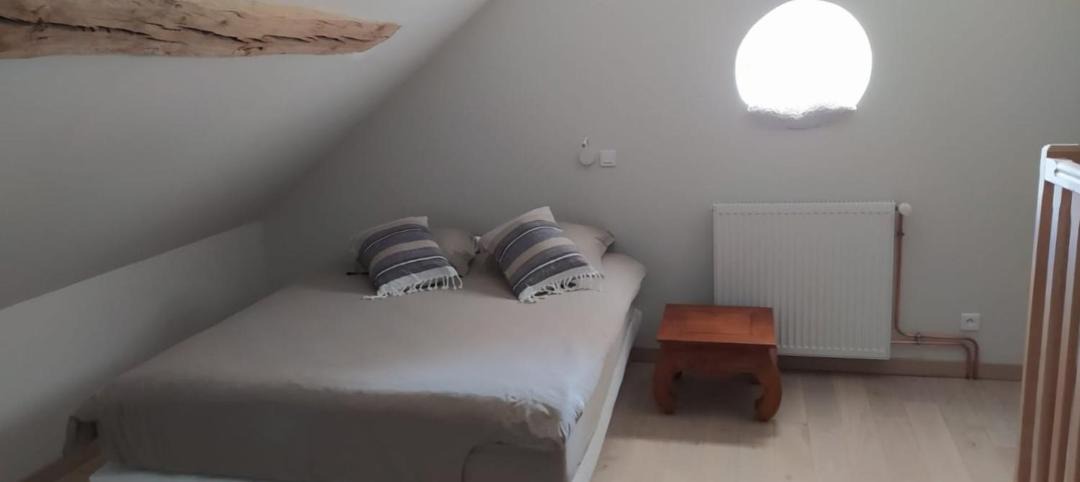 Photo of Bedroom in Saulieu