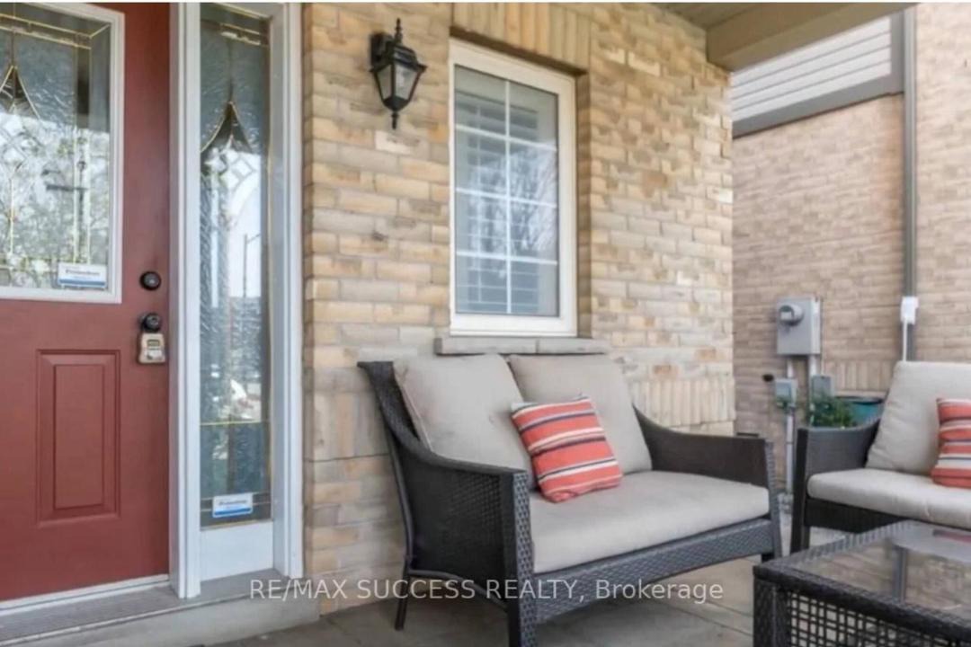 Photo of Patio Balcony in Churchill Meadows