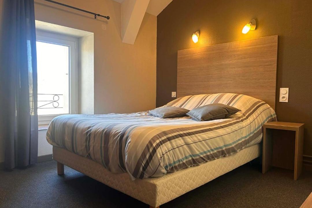 Photo of Bedroom in Saint-Cirgues-en-Montagne