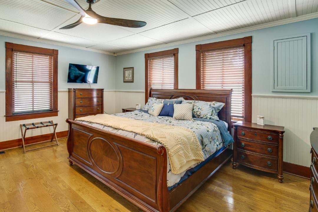 Photo of Bedroom in Augusta