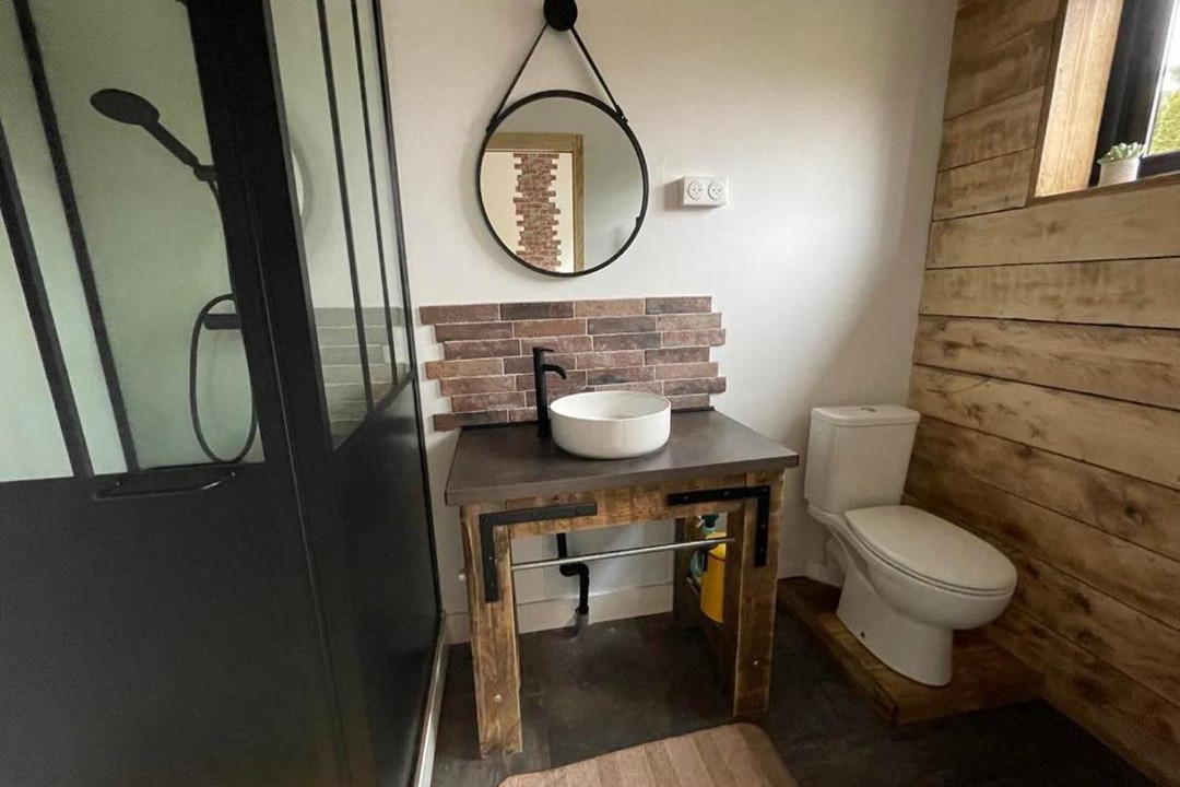 Photo of Bathroom in Le Bu-sur-Rouvres
