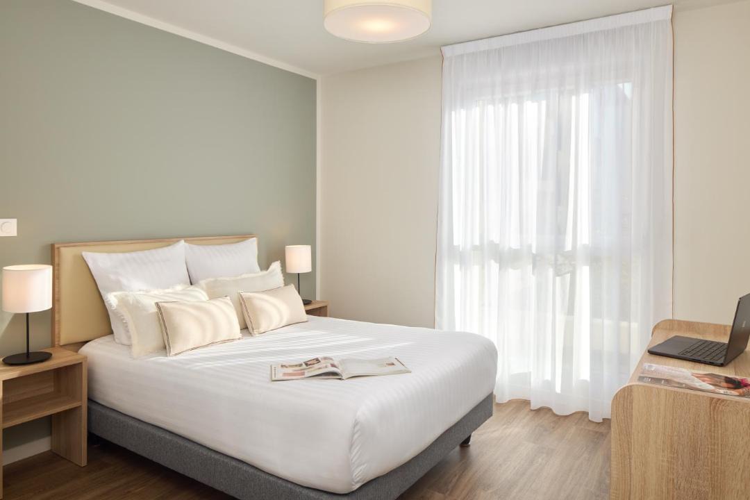 Photo of Bedroom in Saint-Pierre - Rene II - Bonsecours
