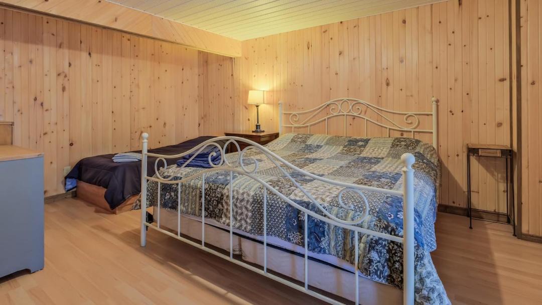Photo of Bedroom in Mont-Saint-Michel