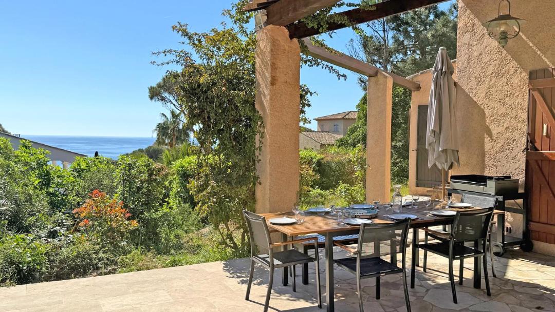 Photo of Patio Balcony in Plage de la Garonnette