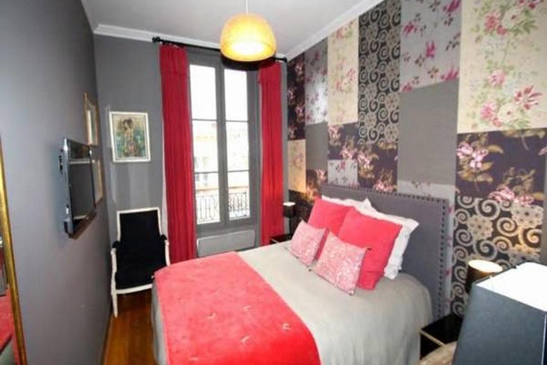 Photo of Bedroom in Bordeaux City Centre