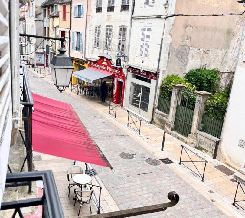 Photo of Others in Avallon