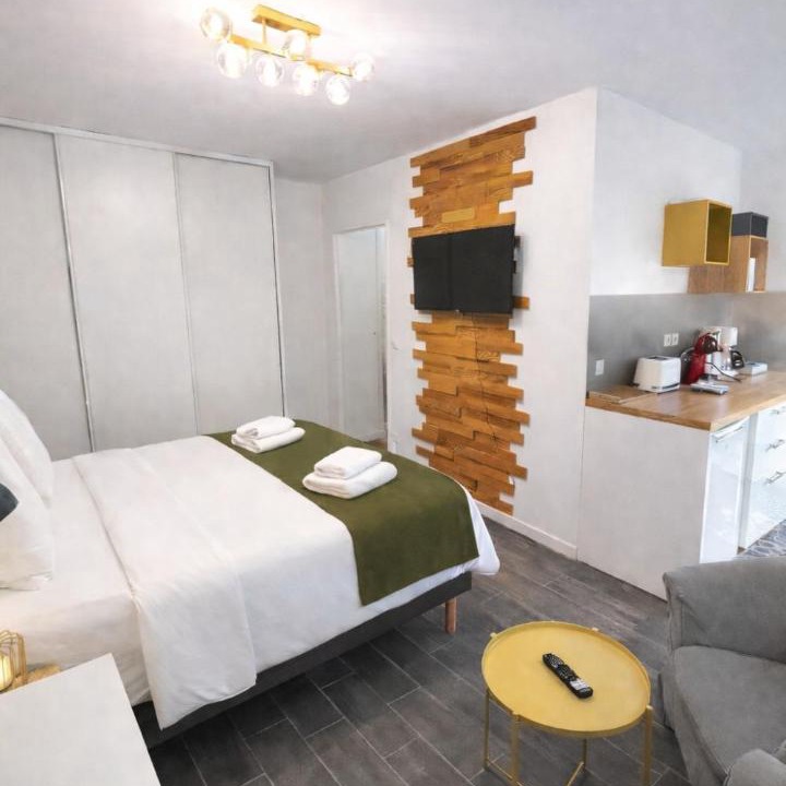 Photo of Bedroom in Le Bourget