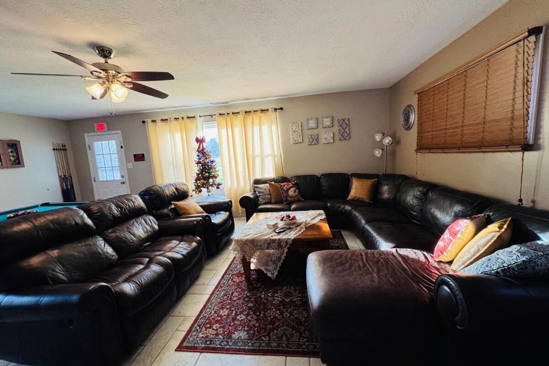 Photo of Livingroom in Alliance