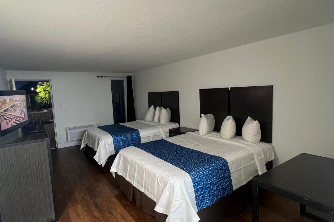 Photo of Bedroom in East Congress