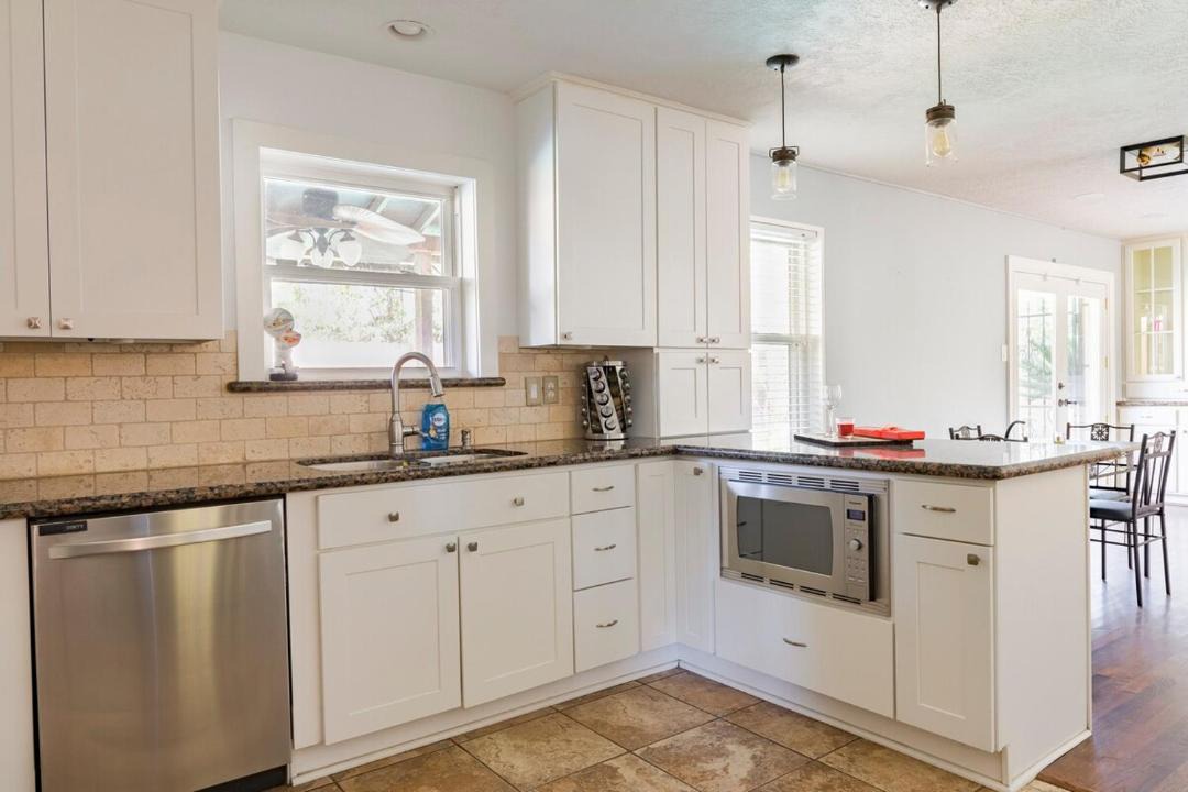 Photo of Kitchen in Woodlake - Briar Meadow
