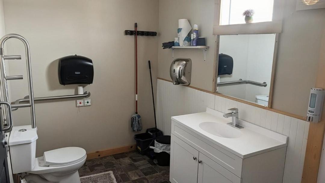 Photo of Bathroom in Geraldton
