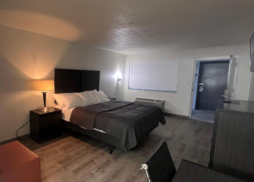 Photo of Bedroom in East Congress