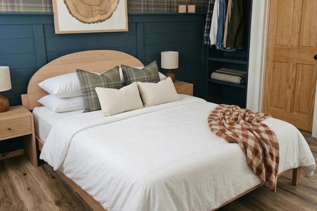 Photo of Bedroom in Carp Lake