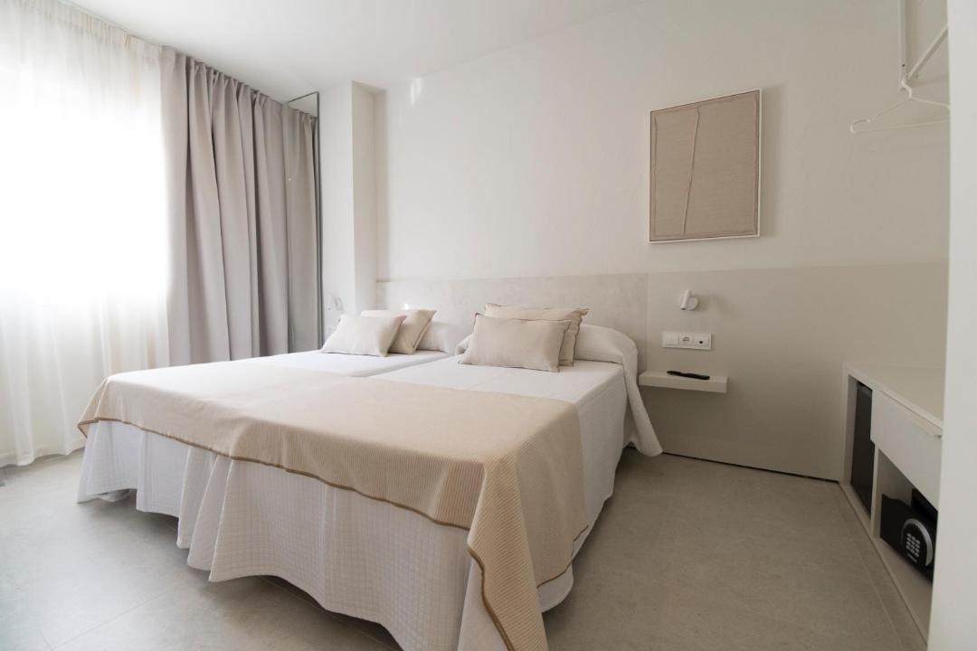 Photo of Bedroom in L'Ampolla
