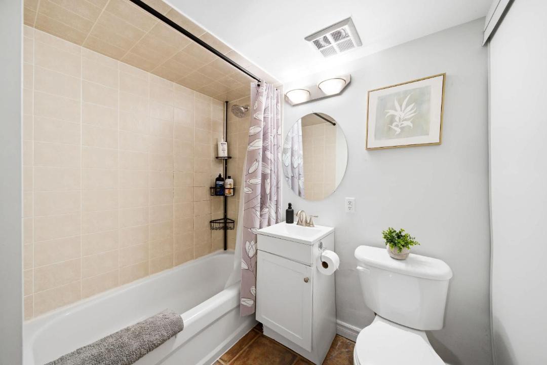 Photo of Others in King West Village