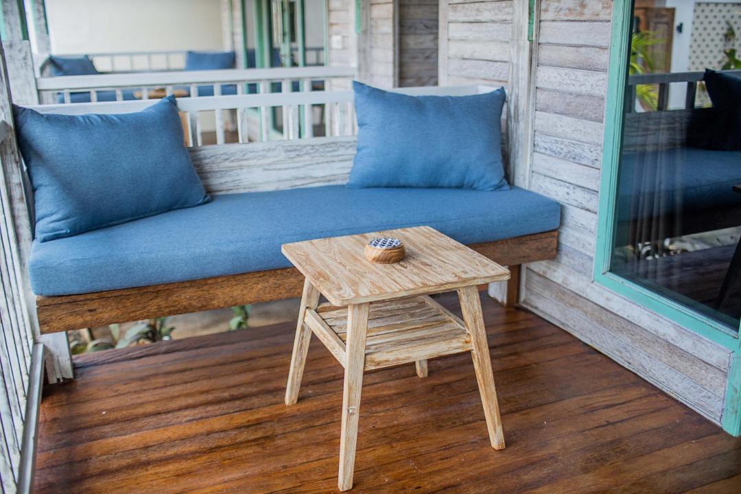 Photo of Patio Balcony in Mushroom Bay
