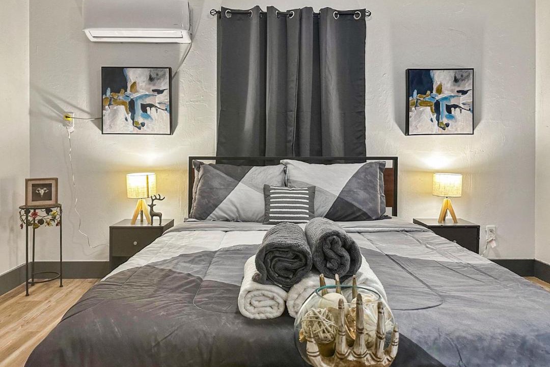 Photo of Bedroom in Pryor