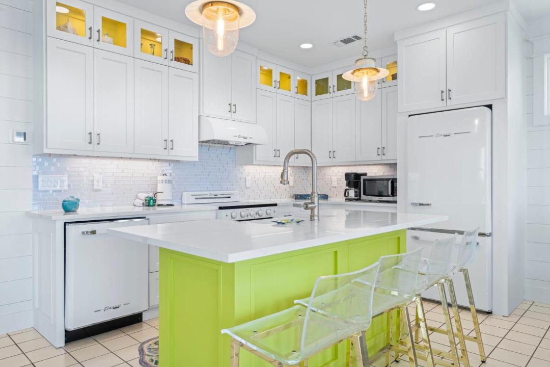 Photo of Kitchen in Terramar Beach