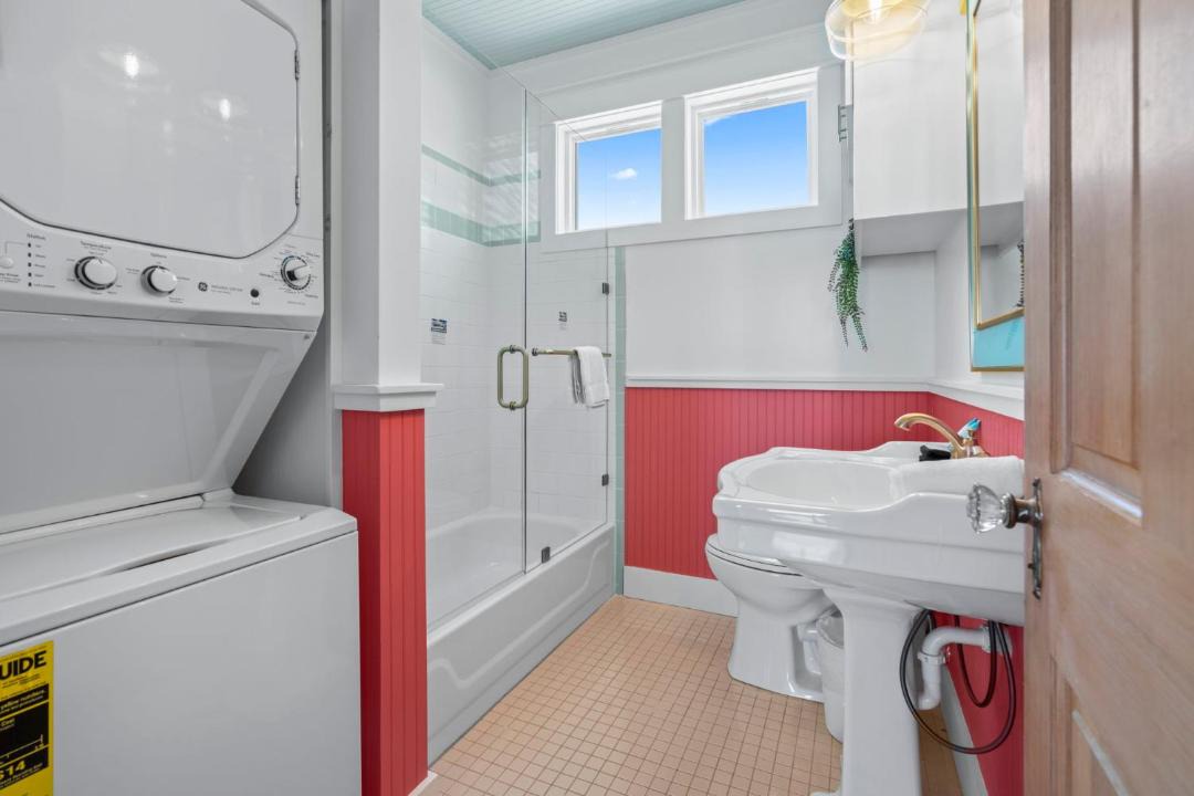 Photo of Bathroom in Terramar Beach