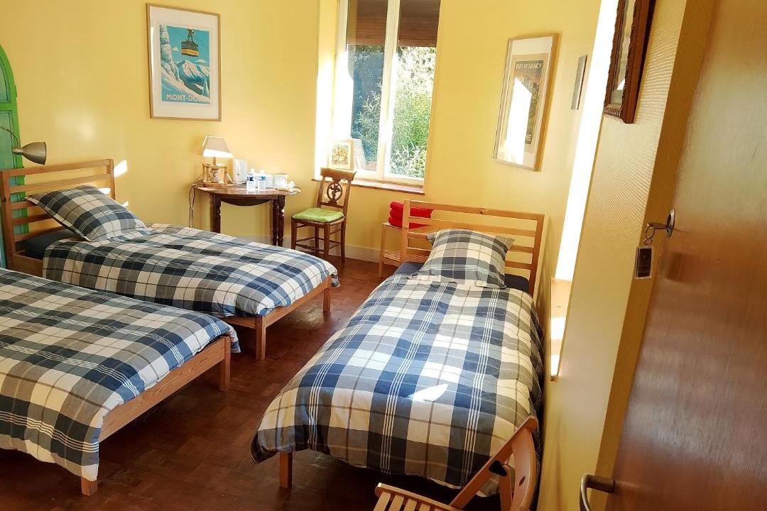 Photo of Bedroom in Saint-Saturnin