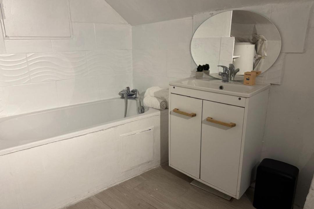 Photo of Bathroom in Saint-Jacques - Saint-Roch