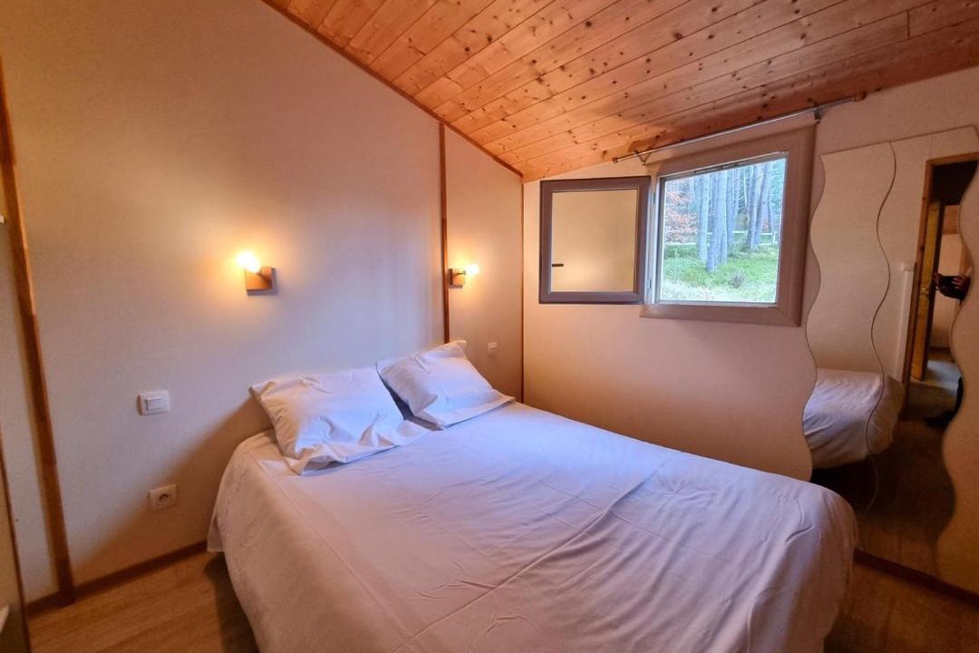 Photo of Bedroom in Usson-en-Forez