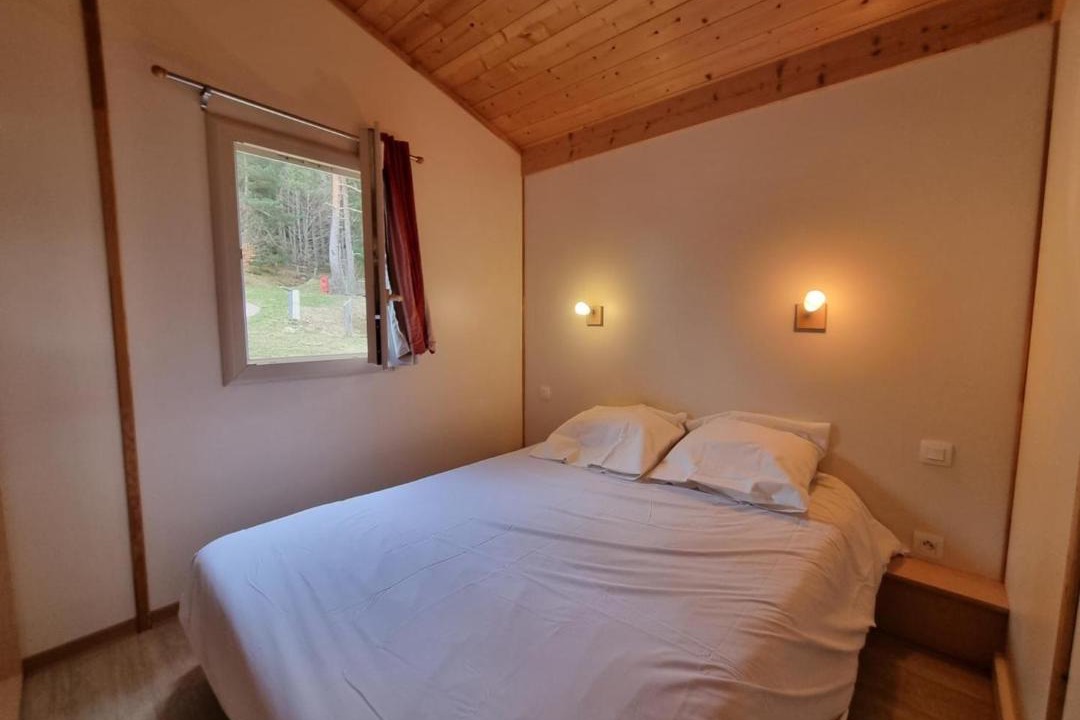 Photo of Bedroom in Usson-en-Forez