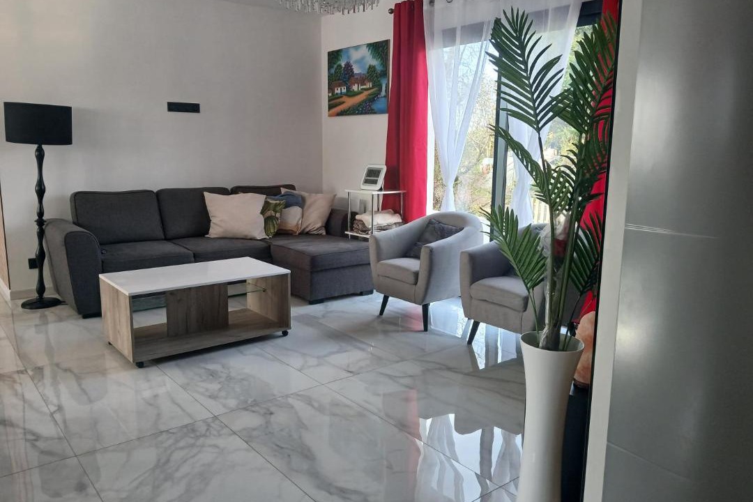 Photo of Livingroom in Saint-Julien-des-Landes