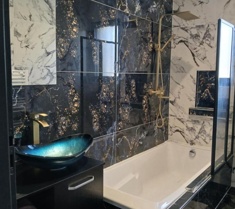Photo of Bathroom in Saint-Julien-des-Landes