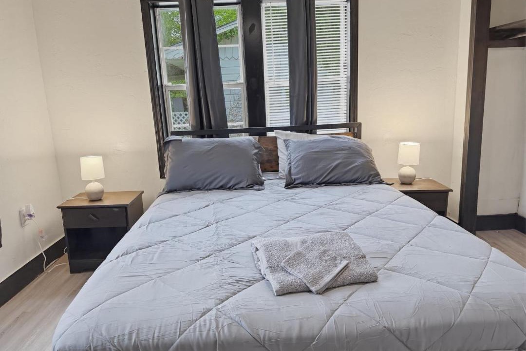 Photo of Bedroom in Pryor