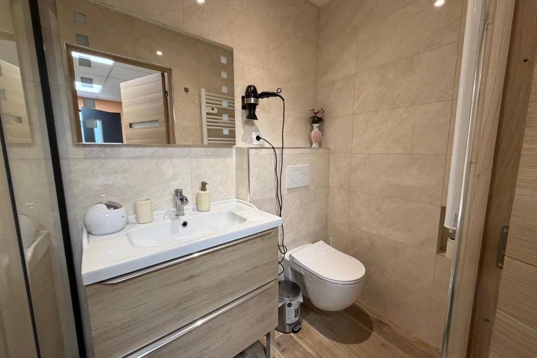 Photo of Bathroom in Domagne