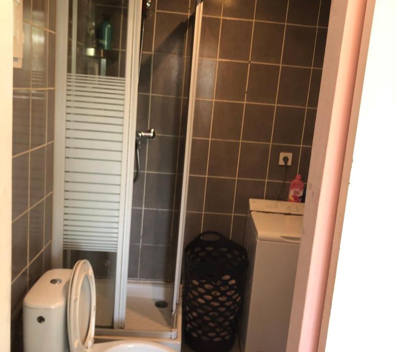 Photo of Bathroom in Orly