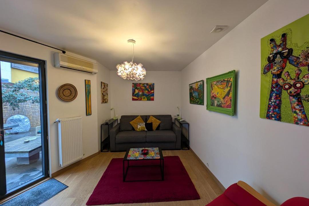 Photo of Livingroom in Adamville