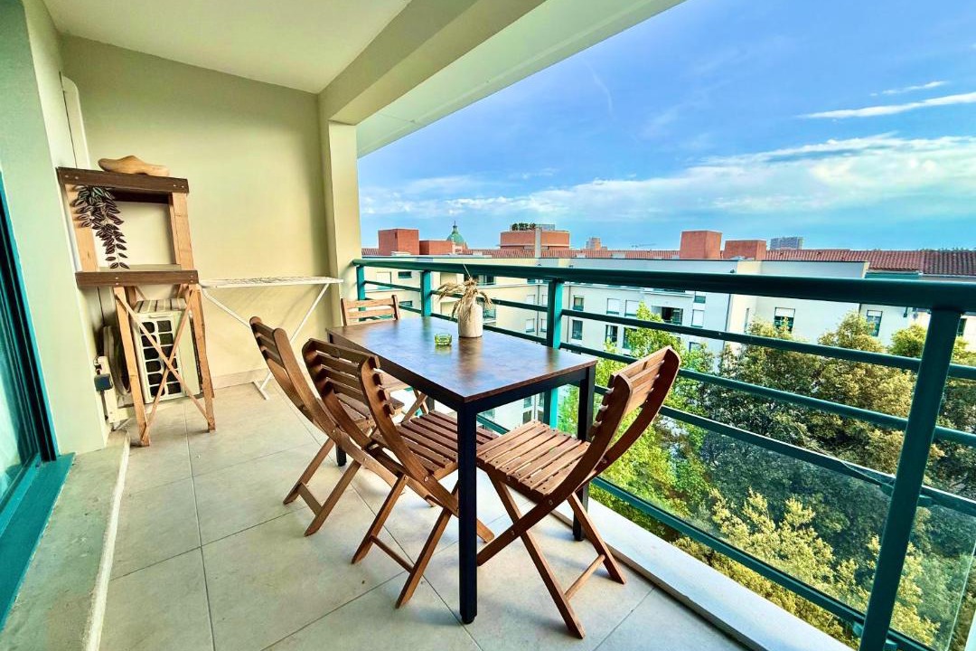 Photo of Patio Balcony in Amidonniers - Caffarelli