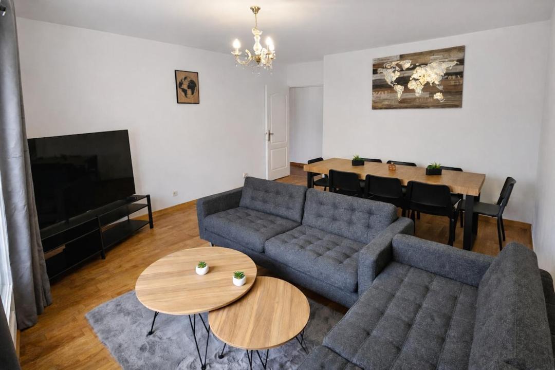Photo of Livingroom in Petit-Colombes