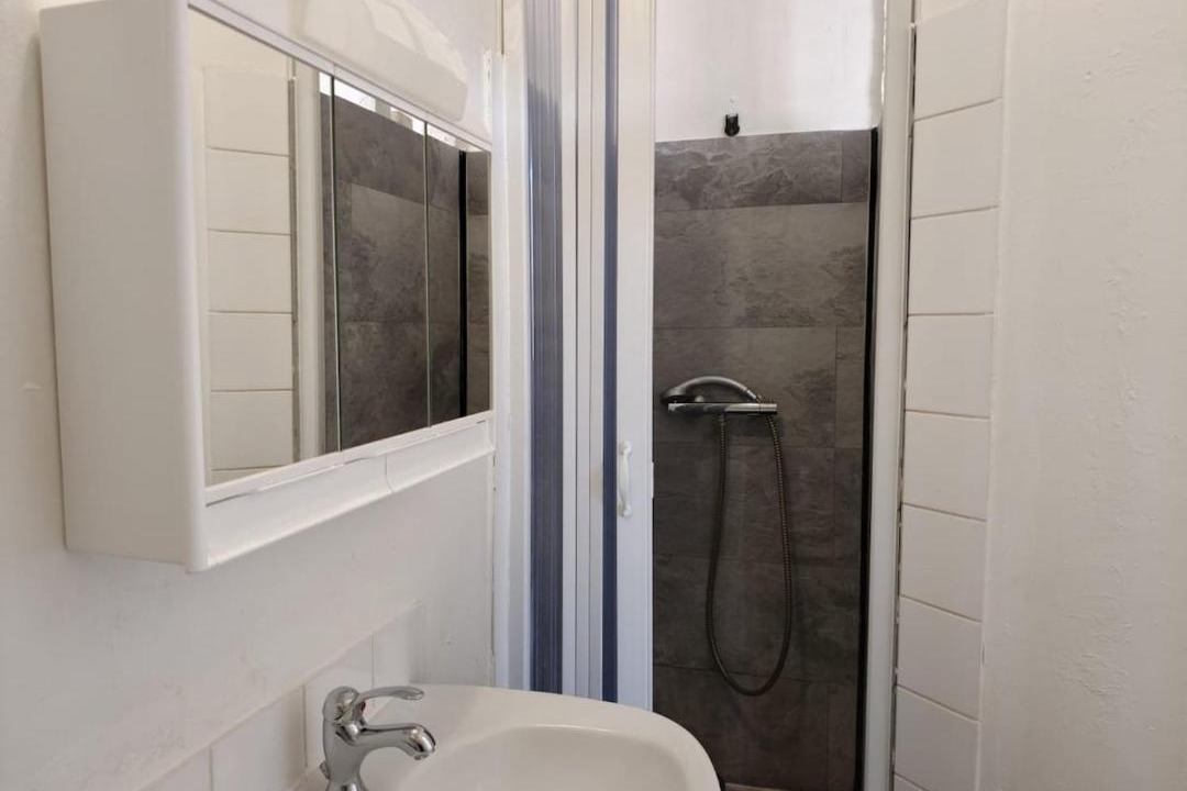 Photo of Bathroom in Besancon Old Town