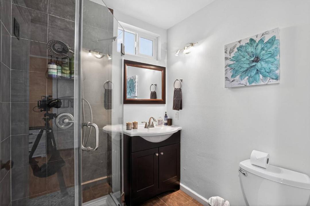 Photo of Bathroom in El Cerrito