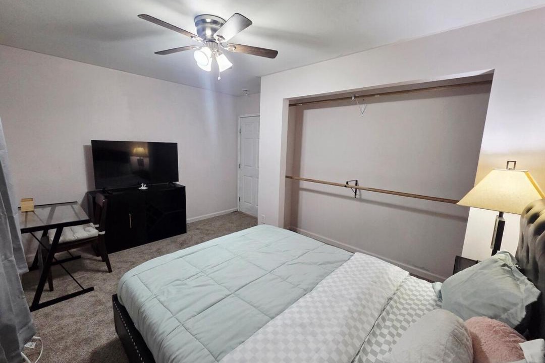 Photo of Bedroom in Woodlake - Briar Meadow