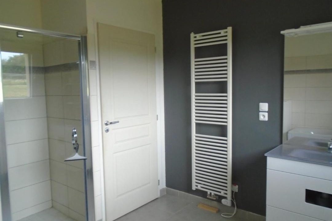 Photo of Bathroom in Driencourt